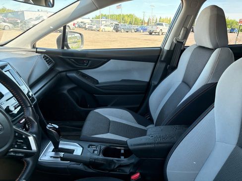 Used 2020 Subaru Crosstrek 2.0i Premium w/ Moonroof Package 2 AWD/4WD image 5