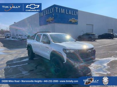 Used 2025 Chevrolet Colorado Trail Boss w/ Midnight Edition
