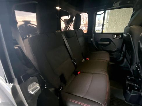 Used 2020 Jeep Wrangler Unlimited Rubicon w/ LED Lighting Group image 18