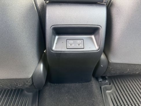 Certified 2024 Toyota Corolla LE image 5