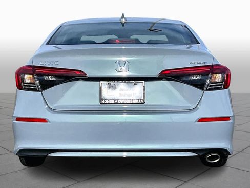 Used 2023 Honda Civic Sport image 4