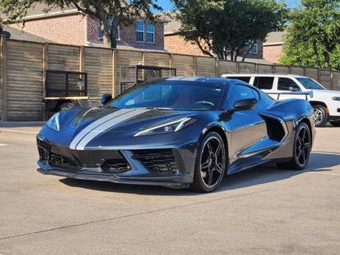 Used 2020 Chevrolet Corvette Stingray Coupe w/ Z51 Performance Package RWD image 11