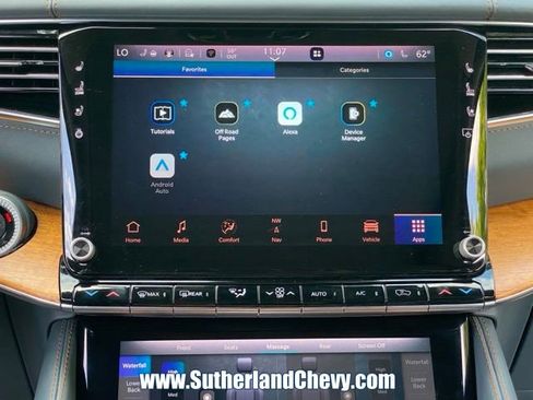 Used 2023 Jeep Grand Wagoneer Series II w/ Flexible Seating Group AWD/4WD image 31