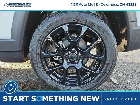 New 2026 Jeep Compass Latitude image 9