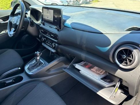 Certified 2023 Hyundai Kona SEL w/ Convenience Package AWD/4WD image 28