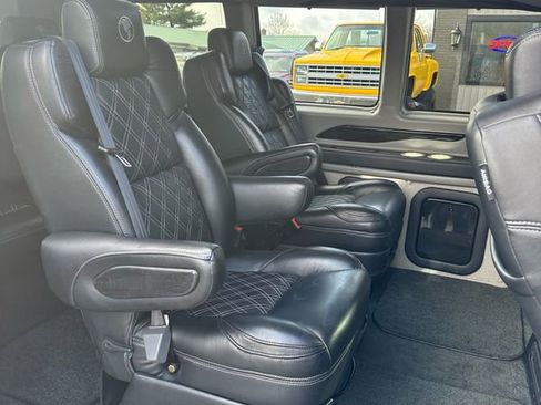 Used 2021 Chevrolet Express 2500 LS w/ Enhanced Convenience Package image 11
