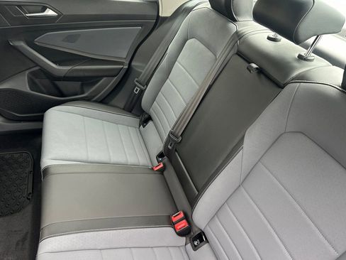 New 2026 Volkswagen Jetta SE image 10