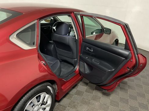 Used 2016 Nissan Altima 2.5 S w/ Power Driver Seat Package FWD image 29