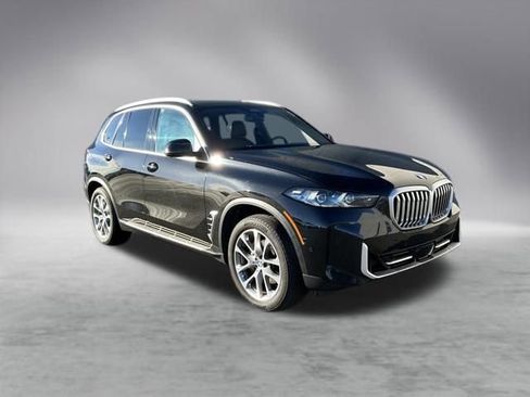 Used 2025 BMW X5 xDrive40i image 2