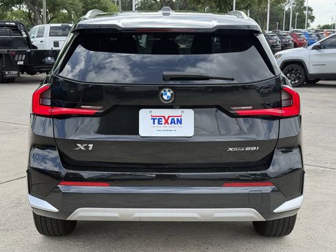 Used 2025 BMW X1 xDrive28i image 6