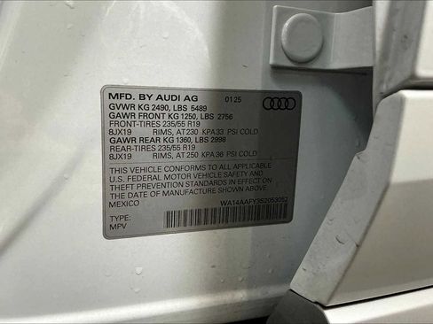 Used 2025 Audi Q5 2.0T Premium image 36