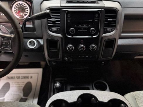 Used 2018 RAM 2500 Tradesman w/ Chrome Appearance Group AWD/4WD image 11