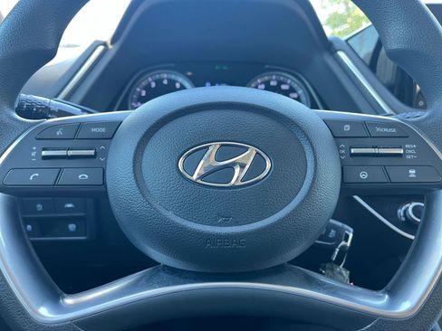 Used 2023 Hyundai Sonata SE image 25