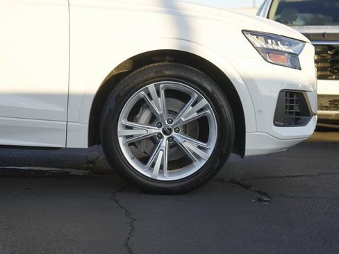 Used 2023 Audi Q8 Prestige image 4