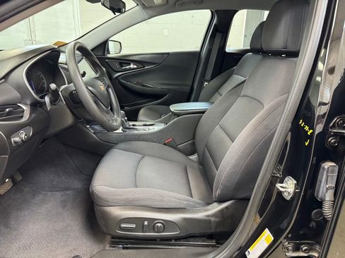 Used 2022 Chevrolet Malibu LT FWD image 12
