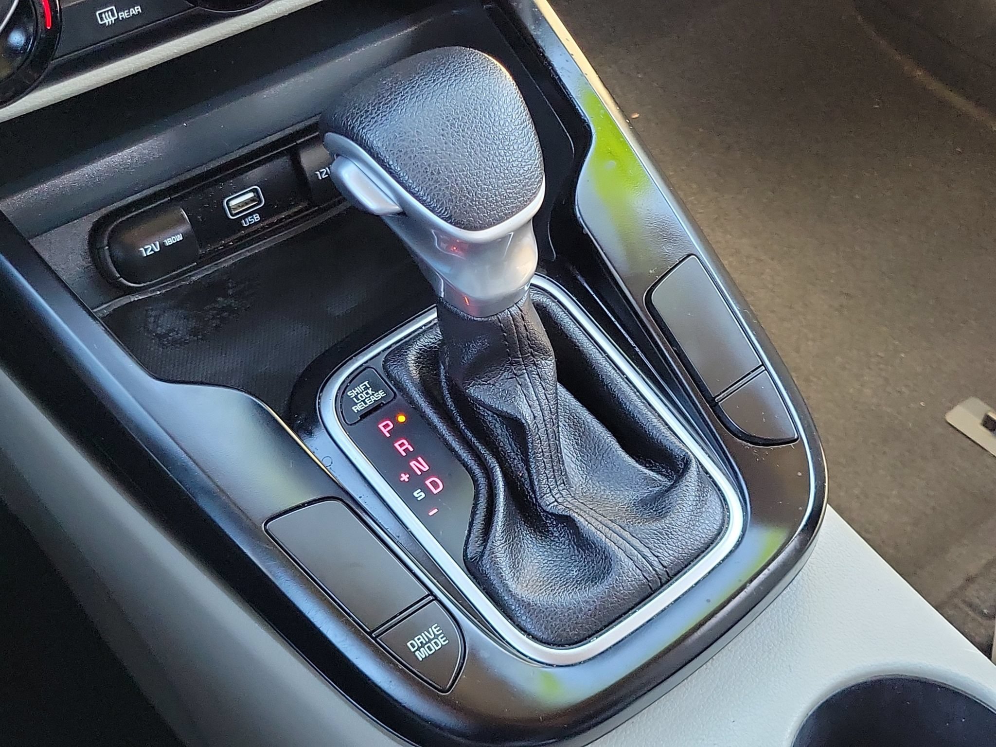 Used 2020 Kia Soul LX FWD image 19