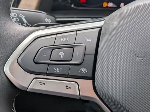 New 2026 Volkswagen Atlas SE FWD image 27