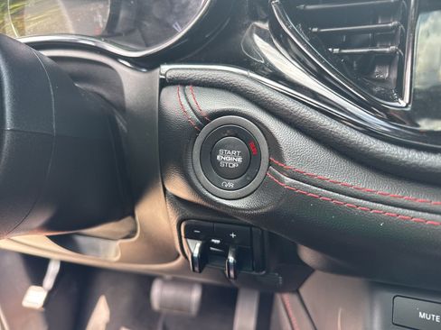 Used 2023 Dodge Durango GT AWD/4WD image 36