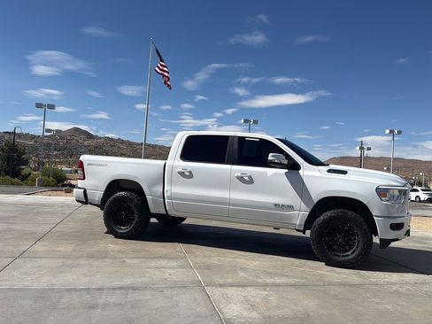 Used 2021 RAM 1500 Big Horn RWD image 2