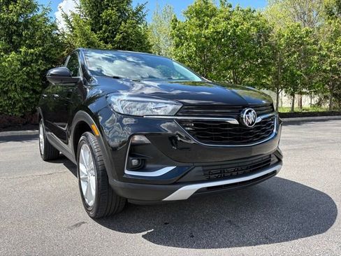 Used 2023 Buick Encore GX Preferred w/ Cold Weather Comfort Package AWD/4WD image 10
