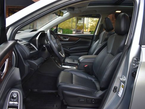 Used 2023 Subaru Ascent Touring AWD/4WD image 7