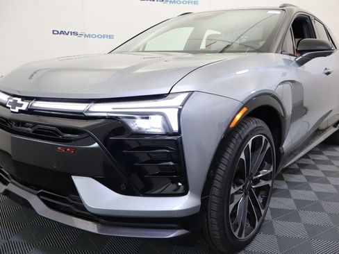 New 2026 Chevrolet Blazer EV SS image 11