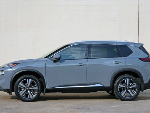 Used 2023 Nissan Rogue SL w/ SL Premium Package FWD image 8