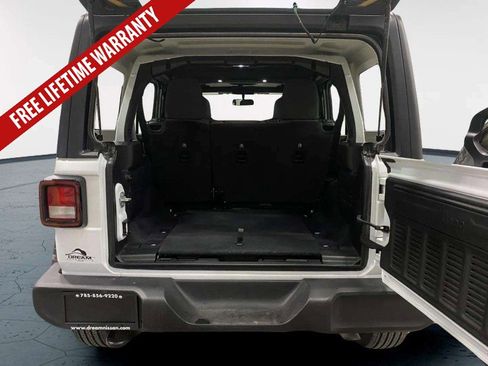 Used 2024 Jeep Wrangler Unlimited Sport AWD/4WD image 27