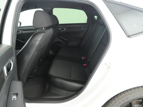 Used 2025 Honda Civic Sport image 9