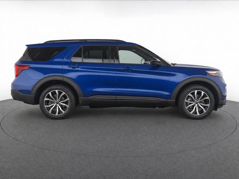 Used 2020 Ford Explorer ST w/ Premium Technology Package AWD/4WD image 8