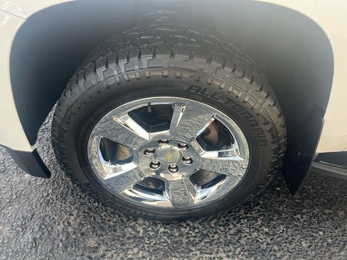 Used 2015 Chevrolet Tahoe LT image 15