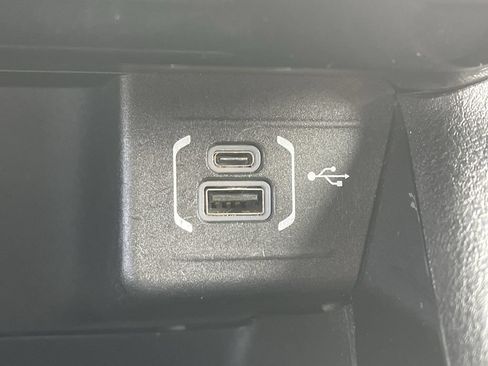 Used 2025 Jeep Compass Limited AWD/4WD image 38