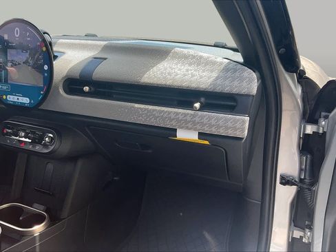 Used 2025 MINI Cooper S FWD image 17