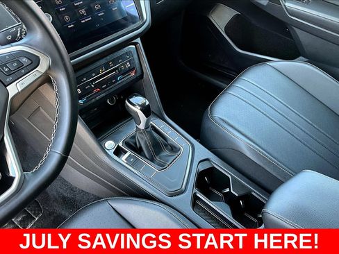 Used 2024 Volkswagen Tiguan SE FWD image 22