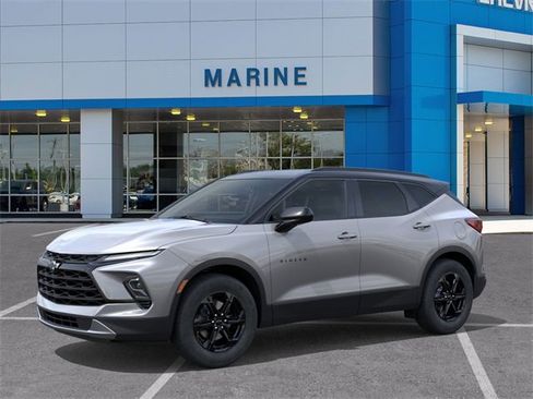 New 2026 Chevrolet Blazer LT w/ Convenience Package image 2