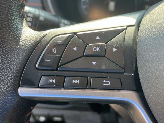 Used 2022 Nissan Kicks SR FWD image 30