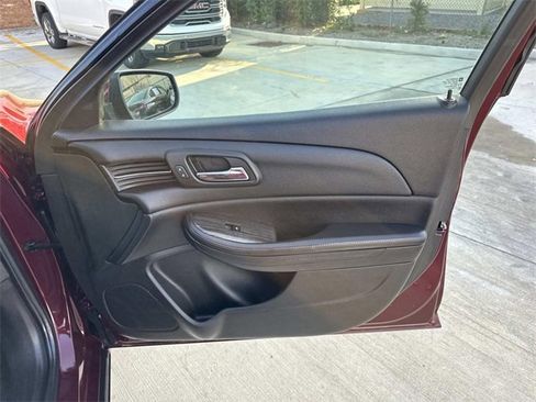 Used 2015 Chevrolet Malibu LT w/ Power Convenience Package image 13