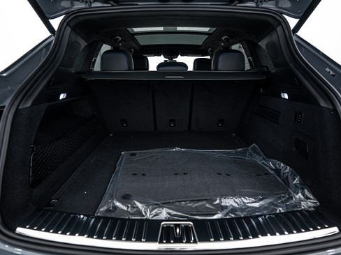 New 2025 Porsche Cayenne GTS image 23