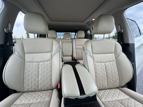 Used 2020 Nissan Murano Platinum FWD image 39