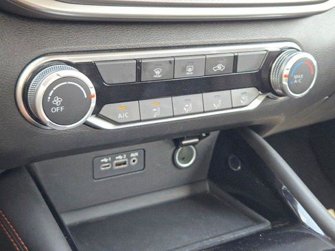 Used 2024 Nissan Altima 2.5 SR FWD image 23