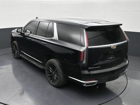 Used 2023 Cadillac Escalade Luxury RWD image 14
