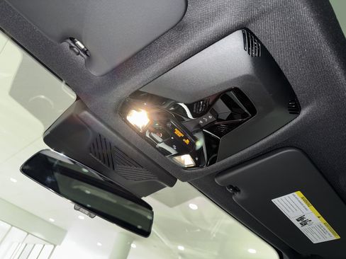 New 2026 BMW X1 xDrive28i w/ Technology Package image 22