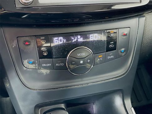 Used 2019 Nissan Sentra SV FWD image 18