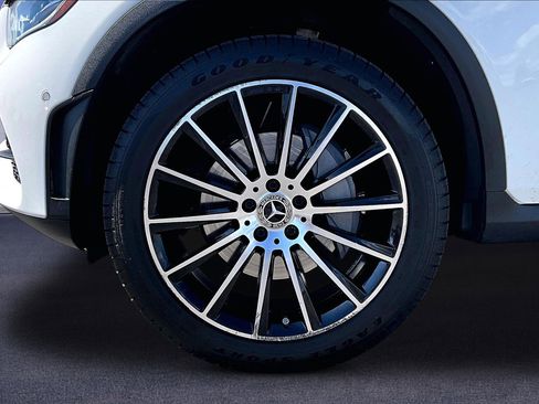 Used 2021 Mercedes-Benz GLC 300 4MATIC Coupe image 34