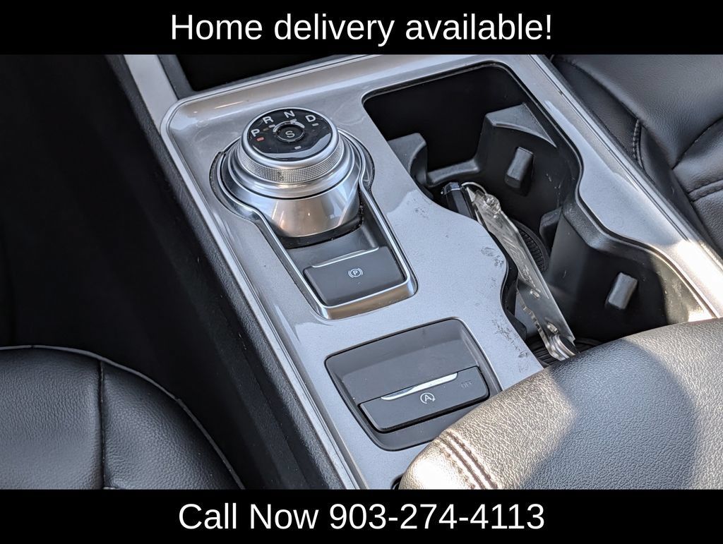 Used 2024 Ford Edge SEL AWD/4WD image 16