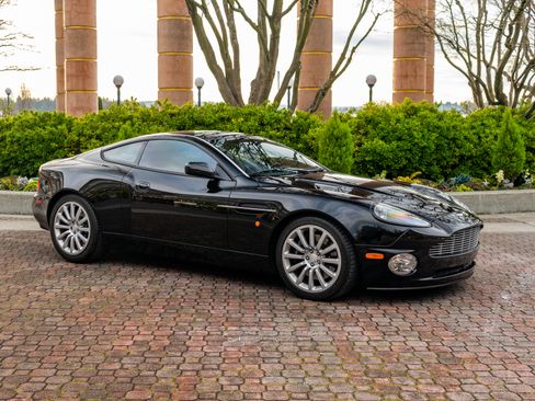Used 2002 Aston Martin Vanquish RWD image 47