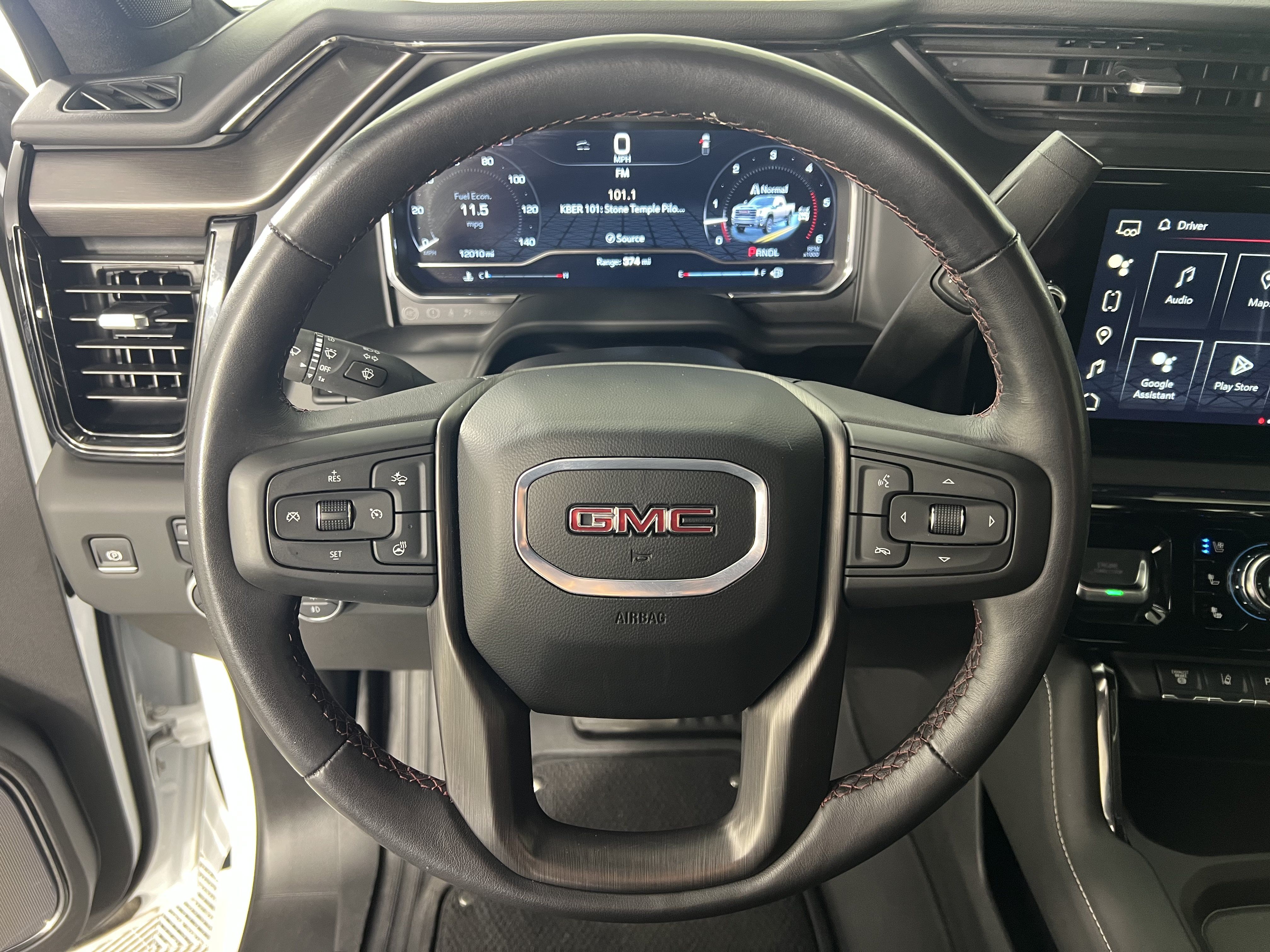 Used 2024 GMC Sierra 2500 AT4X AWD/4WD image 27