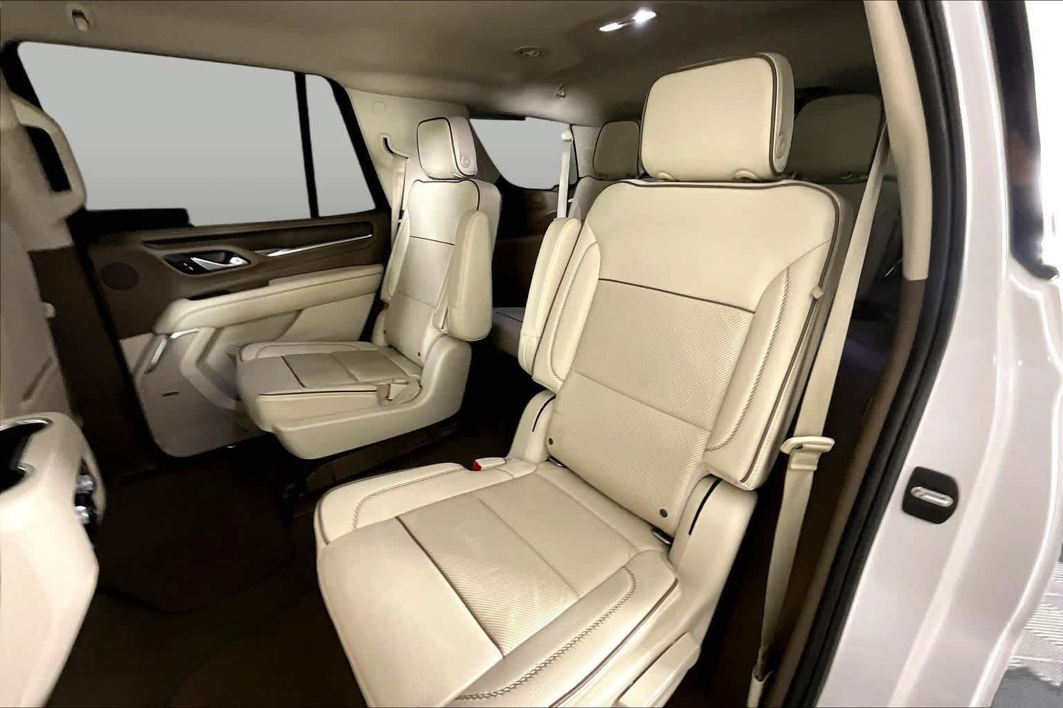 Used 2021 GMC Yukon Denali RWD image 18