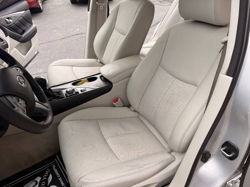 Used 2015 INFINITI Q50 Premium w/ Navigation Package AWD/4WD image 10