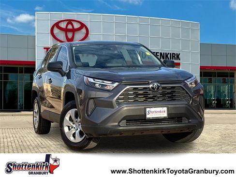 Used 2023 Toyota RAV4 LE image 1